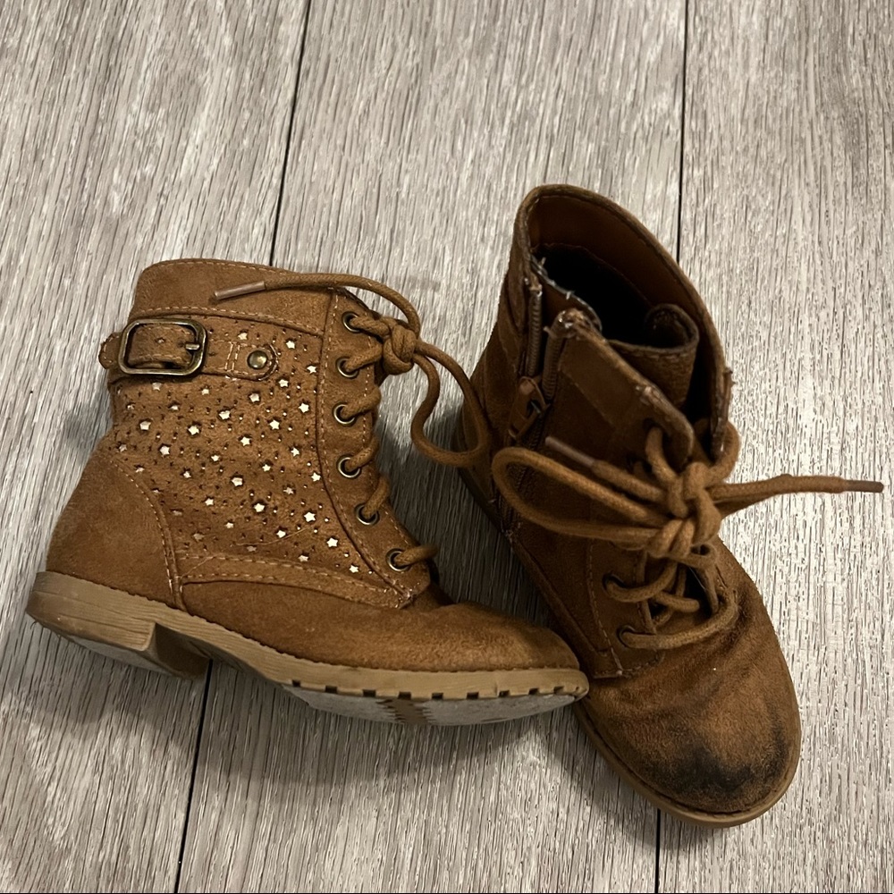 American Eagle Kids boots